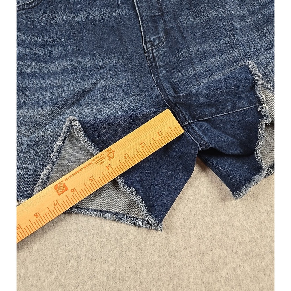 Nine West Womens Size 16 Denim Cut Off Distressed Jean Shorts Dark Blue NWT - Picture 7 of 7
